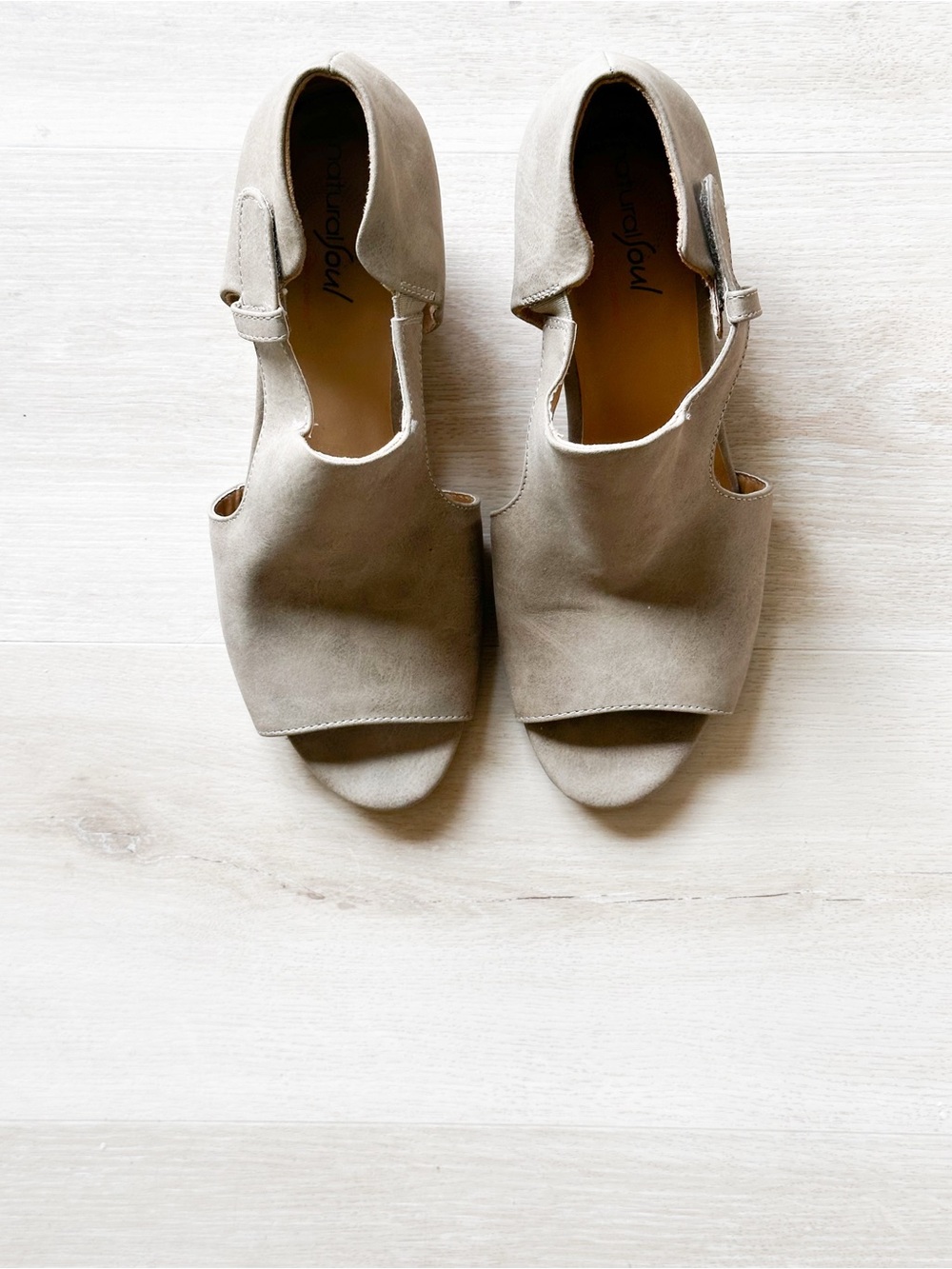 Natural Soul Neutral Leather Open-Toe Sandals - Women 8.5